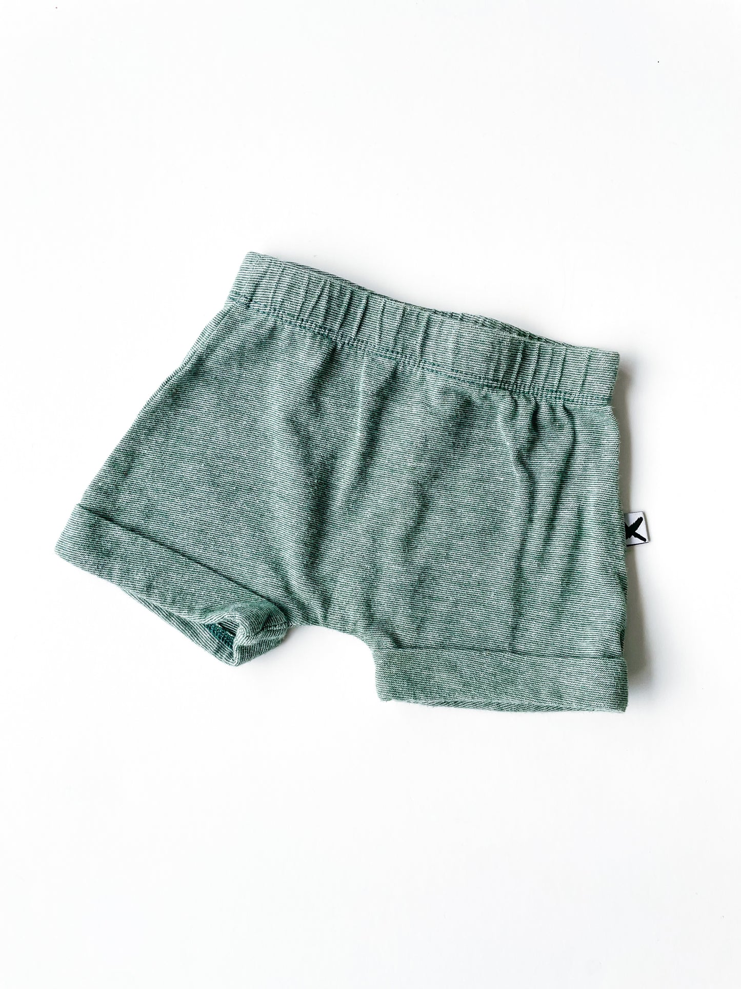 Minti Shorts (0-3m)