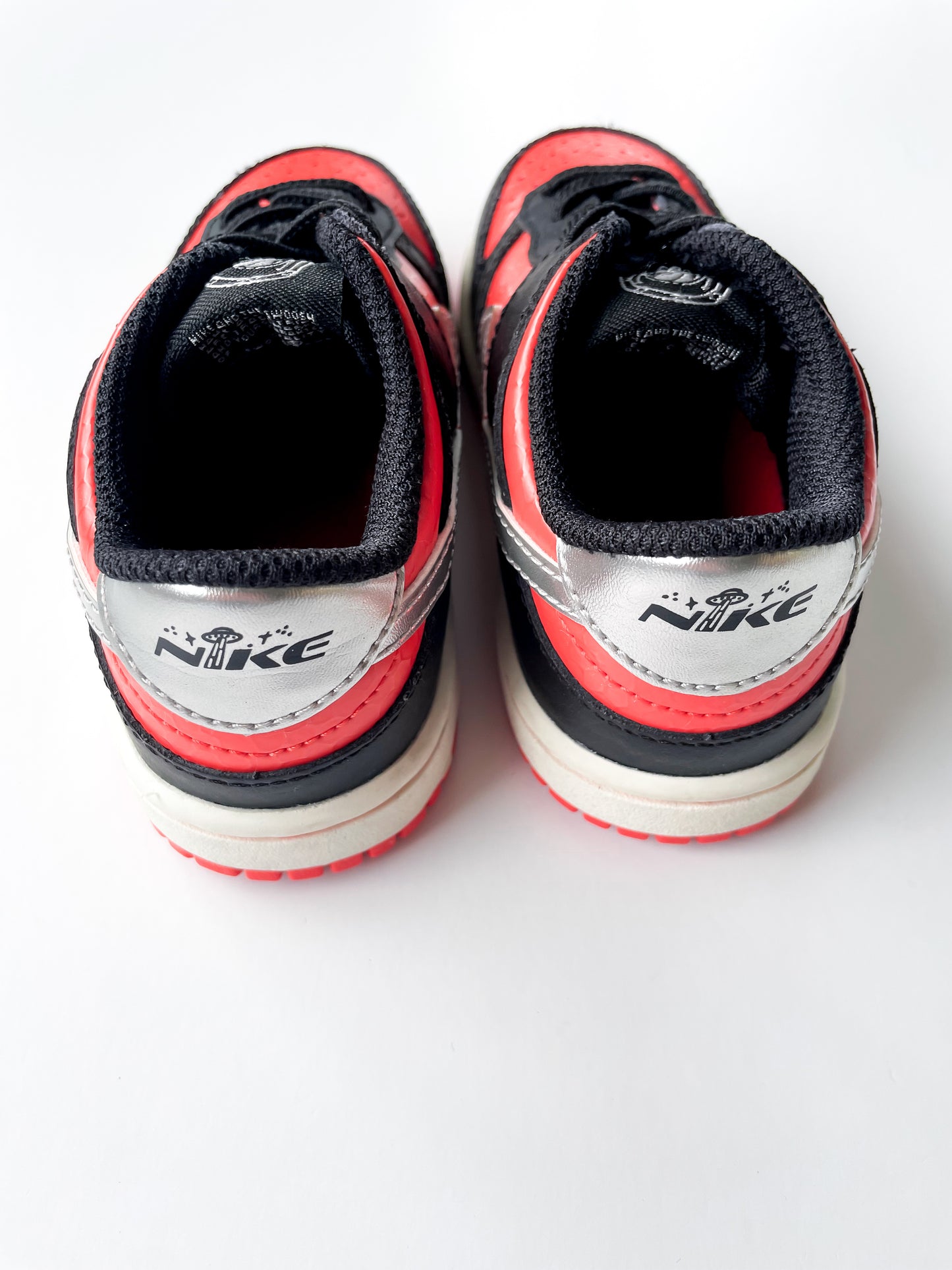 Nike Low Dunk 'Martian' Sneakers (US 8C)