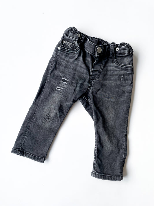 H&M Distressed Jeans (Size 1)