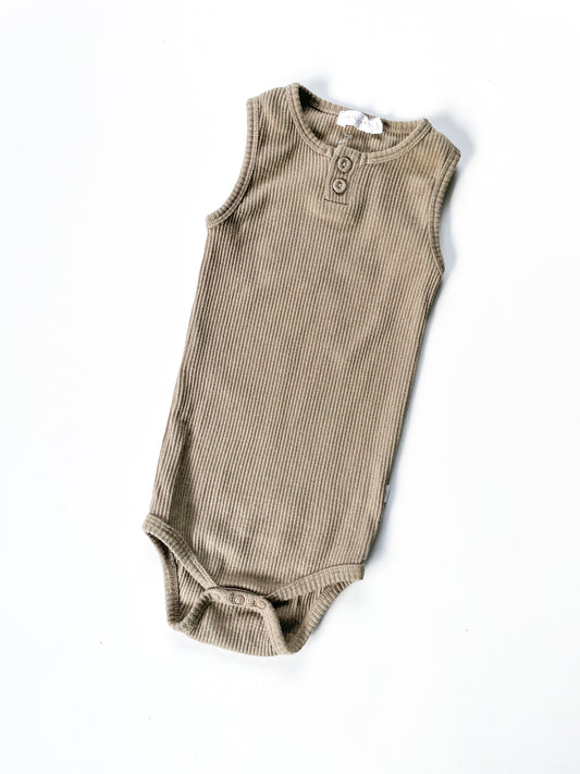Jamie Kay Rib Bodysuit (Size 2)